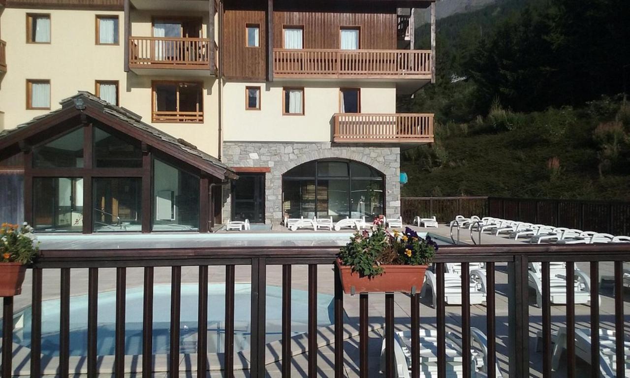 Résidence Les Alpages 4 étoiles - Appartement 4 personnes - Piscine, Hammam, Sauna, Jacuzzi - ValCenis 73480 Lanslebourg-Mont-Cenis Extérieur photo