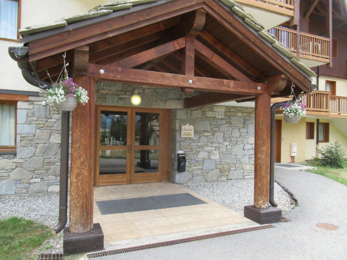Résidence Les Alpages 4 étoiles - Appartement 4 personnes - Piscine, Hammam, Sauna, Jacuzzi - ValCenis 73480 Lanslebourg-Mont-Cenis Extérieur photo
