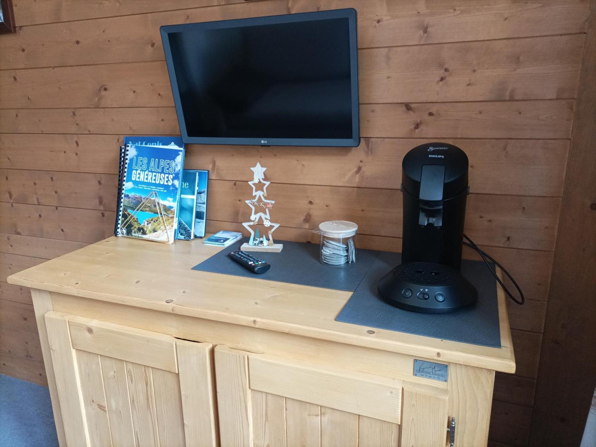 Résidence Les Alpages 4 étoiles - Appartement 4 personnes - Piscine, Hammam, Sauna, Jacuzzi - ValCenis 73480 Lanslebourg-Mont-Cenis Extérieur photo