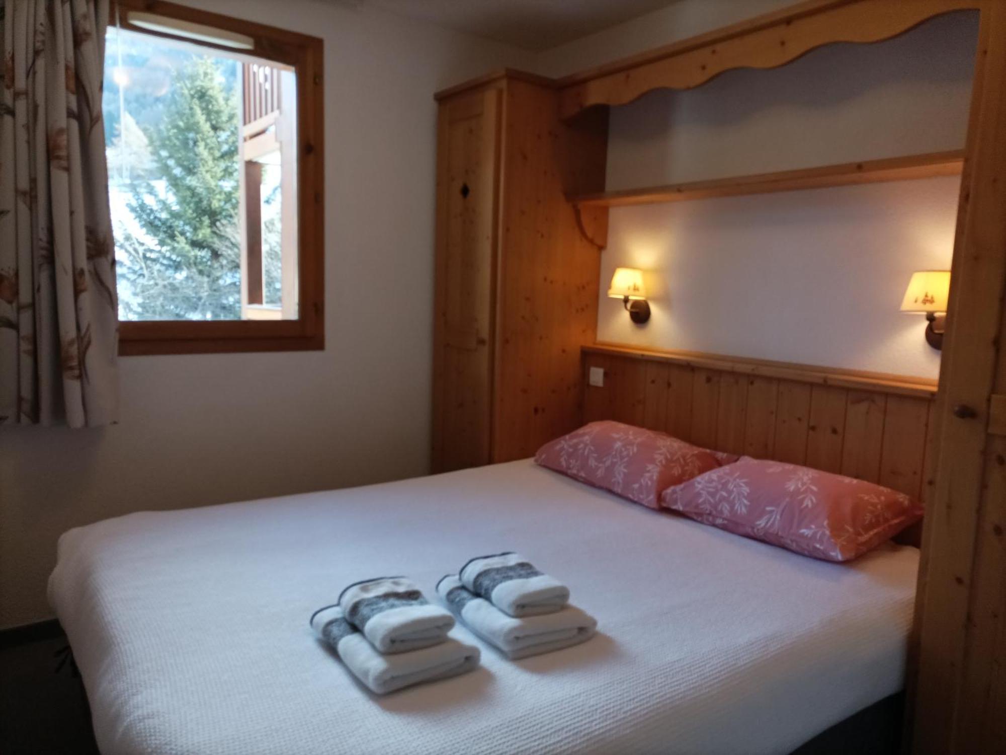 Résidence Les Alpages 4 étoiles - Appartement 4 personnes - Piscine, Hammam, Sauna, Jacuzzi - ValCenis 73480 Lanslebourg-Mont-Cenis Extérieur photo